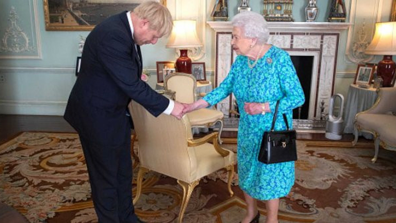 "Boris Johnson Kraliçe'ye yalan söyledi" iddiası