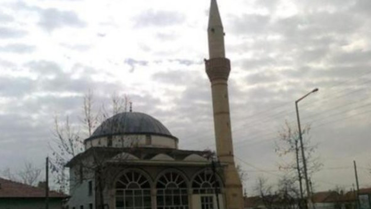 AKP'li belediyeden vergi borcuna karşılık cami devri