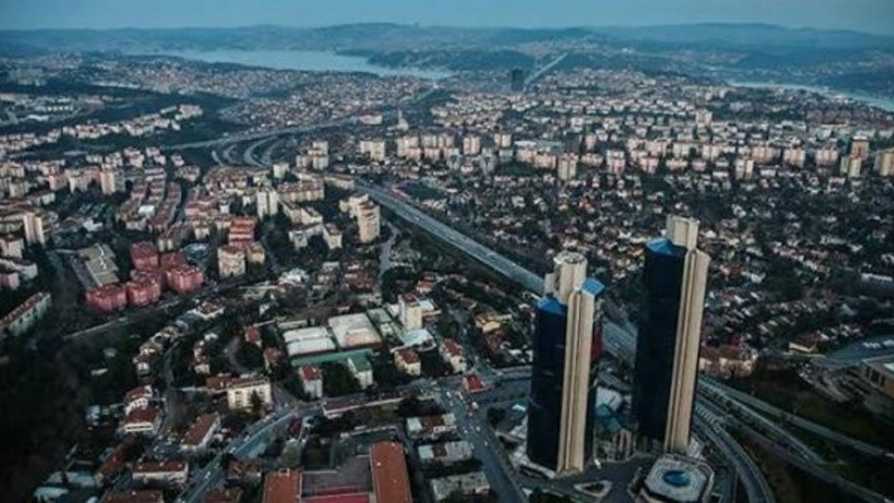 Eski AKP milletvekili: "Köprüler yollar yaptık ama..."