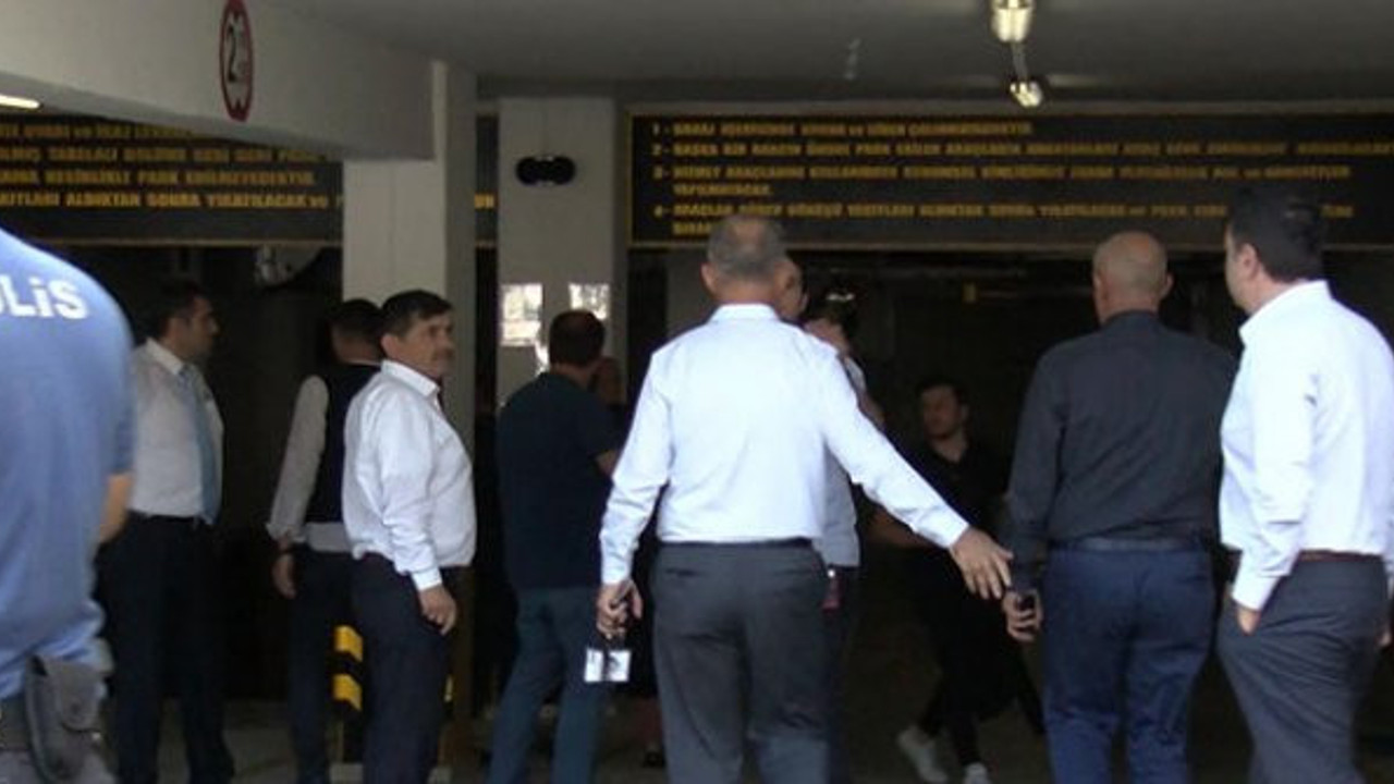 İBB binasında hareketlilik