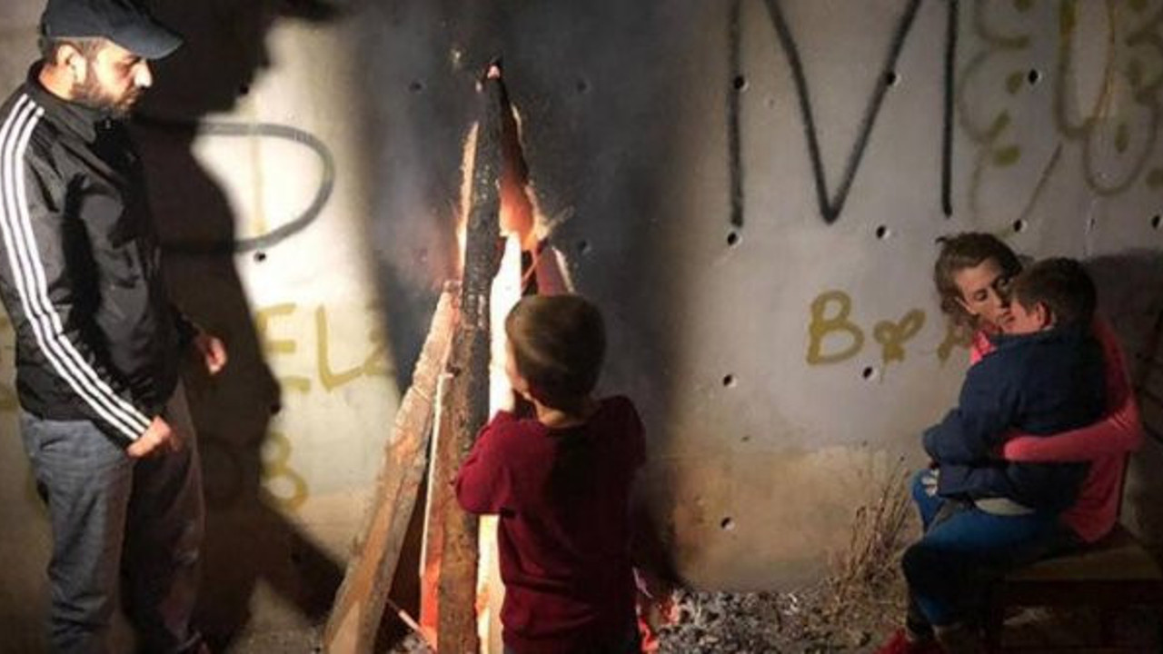 Evsiz kalan aileye Mansur Yavaş sahip çıktı