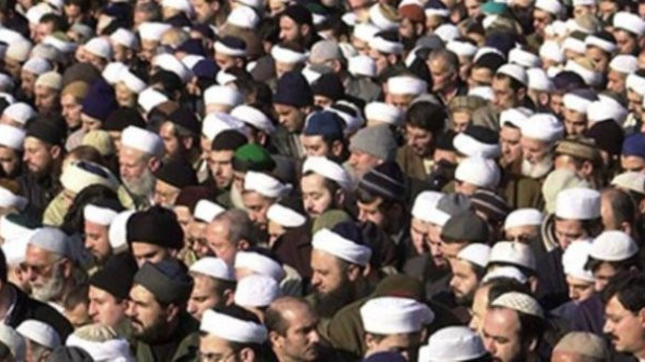 "Menzil Tarikatı Sağlık Bakanlığı'nı ele geçirdi mi?"