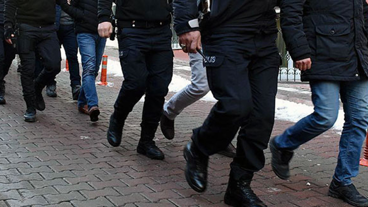 Bartholomeos'un evine giren hırsızlar tutuklandı