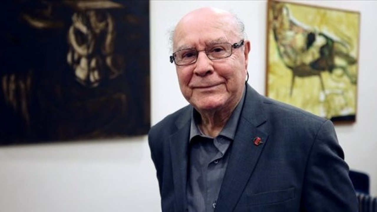 "Kitap ölmez ve hep devam edecektir"