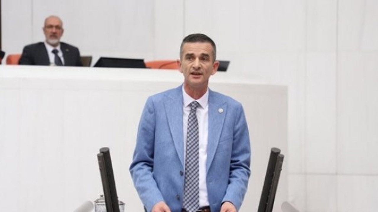 "Ellerindeki hazır devleti yönetemiyorlar"