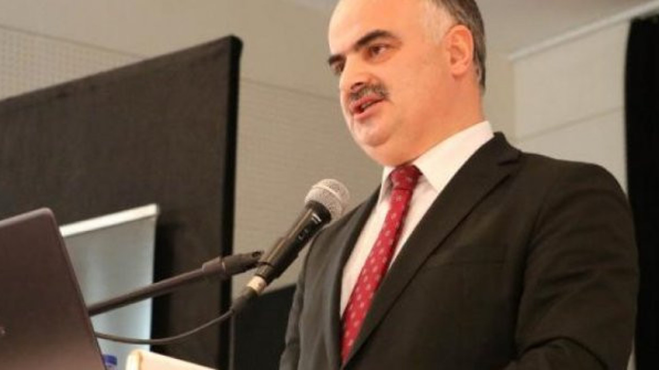 Dekandan siyanür ölümlerine teşhis!