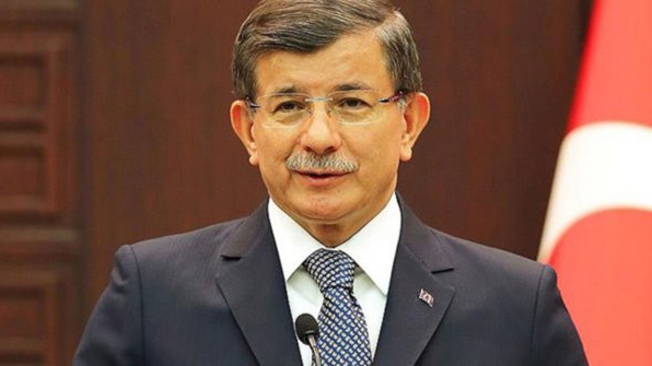 Ahmet Davutoğlu'nun partisinde yer alacak ilk milletvekili belli oldu