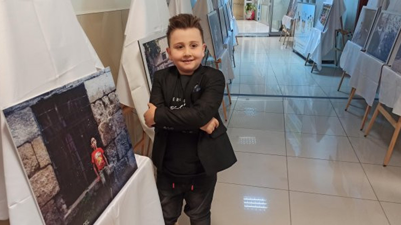 Sergisi olan en küçük fotoğrafçı!