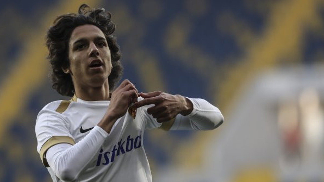15 yaşındaki Emre Demir Kayserispor'da tarihe geçecek