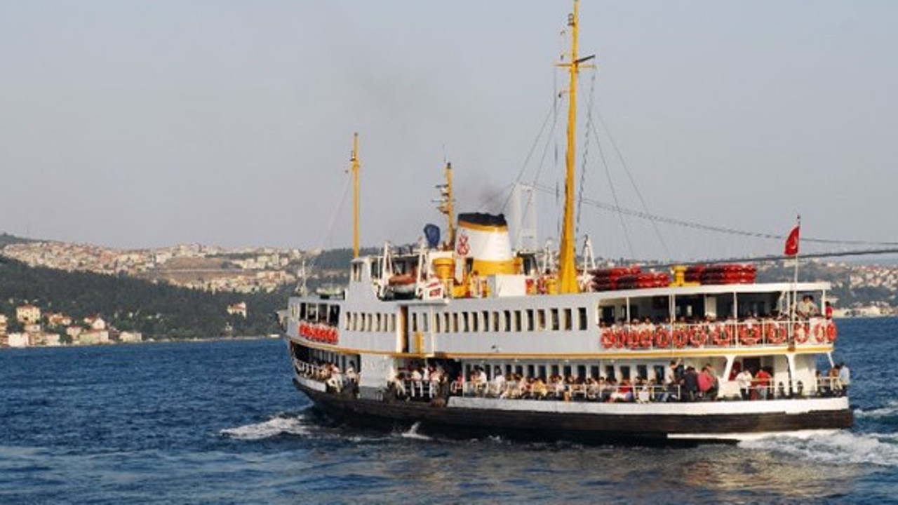 Deniz ulaşımına fırtına engeli! Vapur seferi iptal edildi