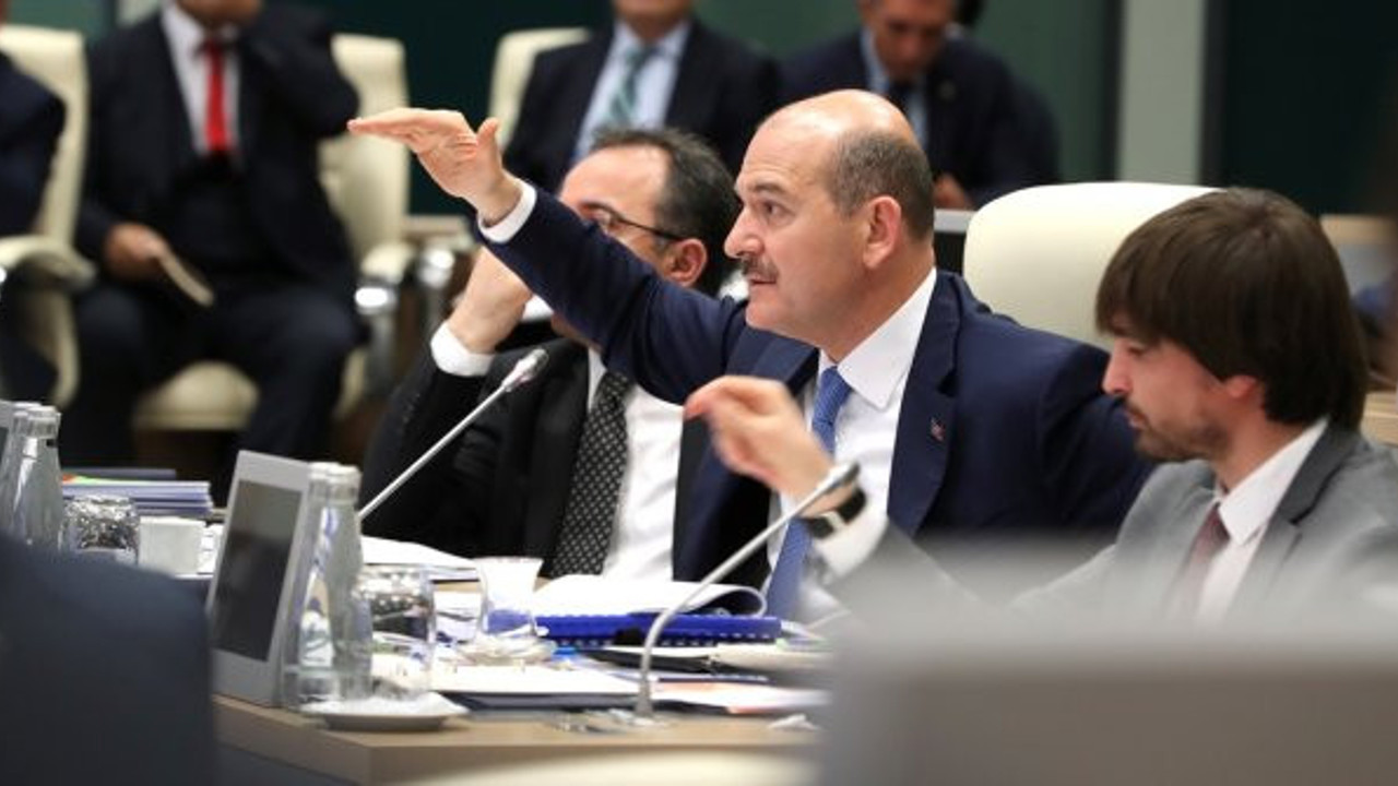 Süleyman Soylu’nun Adil Öksüz çıkışına tepkiler dinmiyor