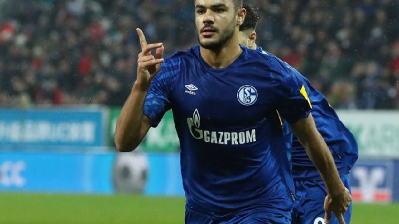 Ozan Kabak Bundesliga'da ayın 11'ine seçildi