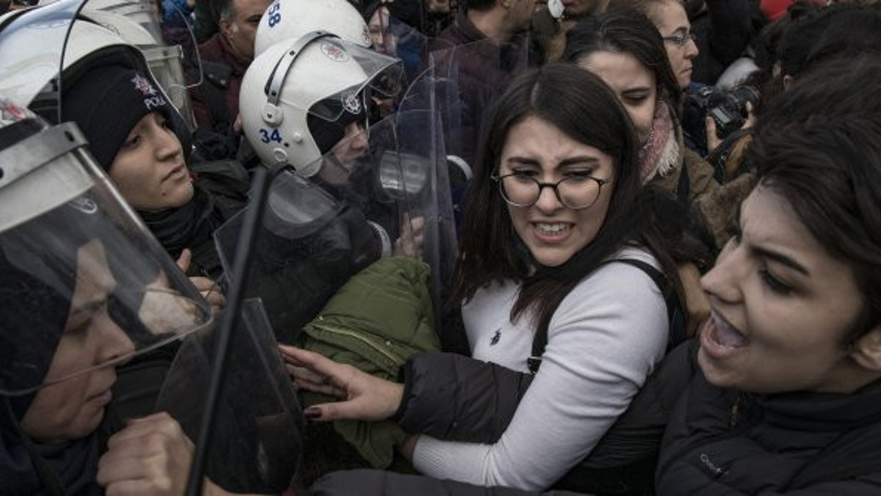 'Las Tesis' eyleminde gözaltına alınan kadınlarda yeni gelişme