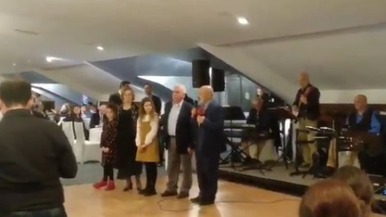 Doğu Perinçek ve Ethem Sancak Kürtçe şarkı söyledi