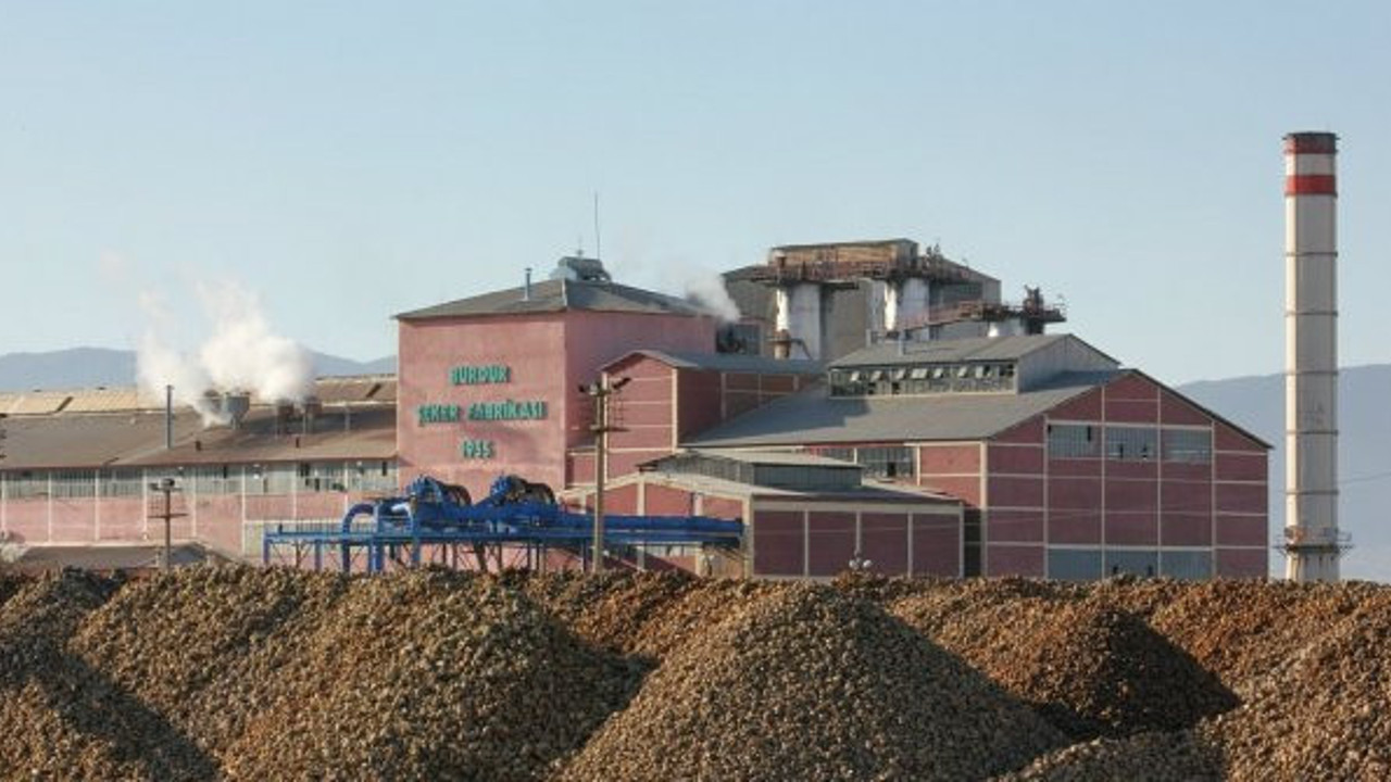 Şeker fabrikalarına ait parsellerin imar planları değiştirildi