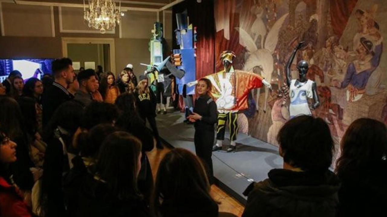 İzmir'deki Picasso sergisine yoğun ilgi