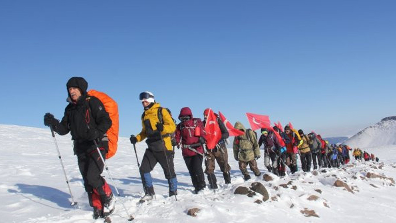 Sarıkamış Şehitleri için tırmandılar