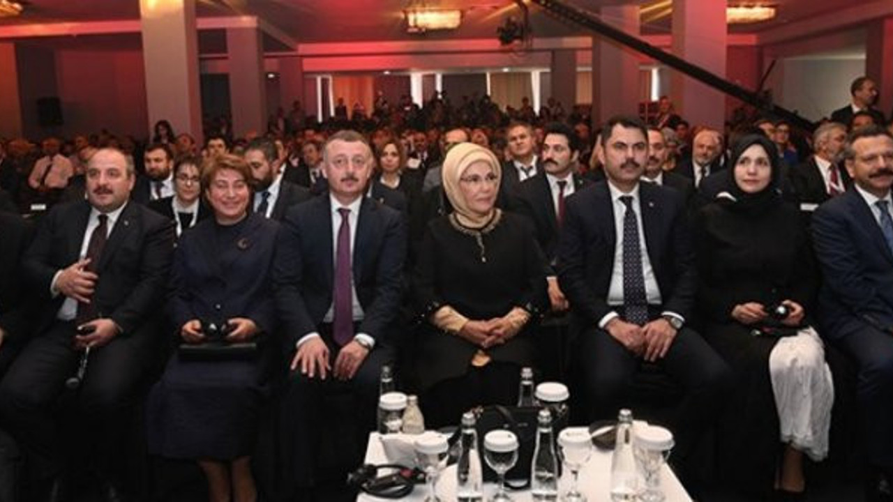 AKP'li belediyeden 2 milyonluk sempozyum