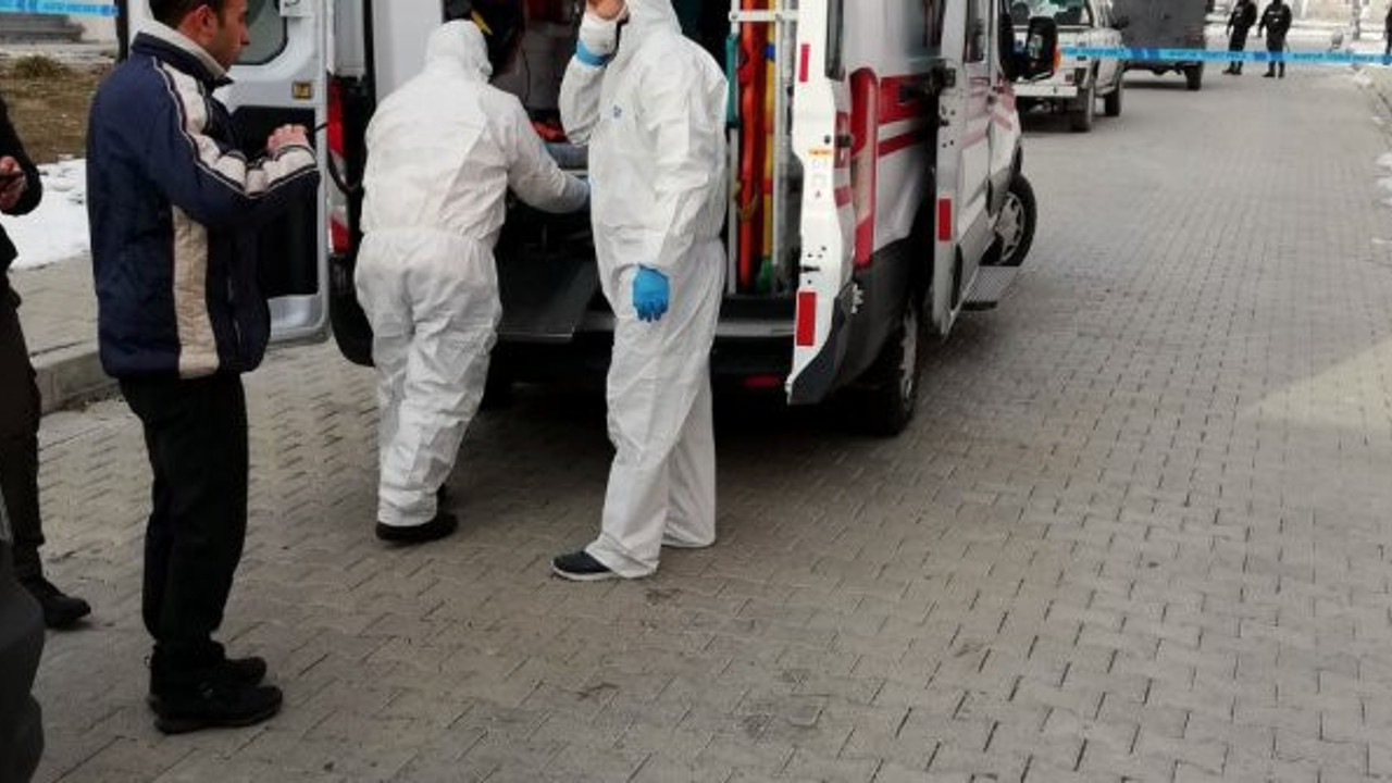 Kimyasal ile intihar alarmı: AFAD binayı boşalttı