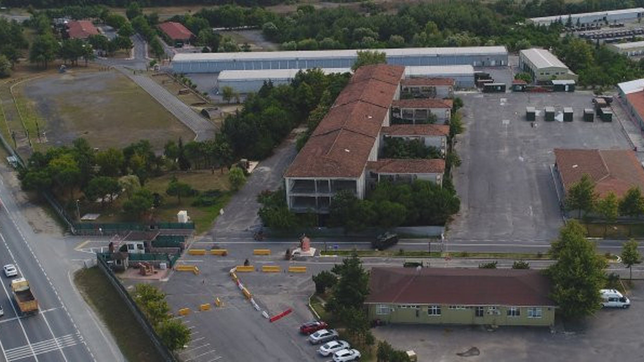 Gürsel Tekin: "Askeri araziler peşkeş çekiliyor"