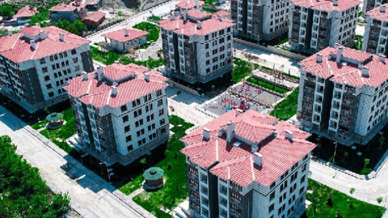 İYİ Parti: “Belediyelerin yetkileri TOKİ’ye devrediliyor”