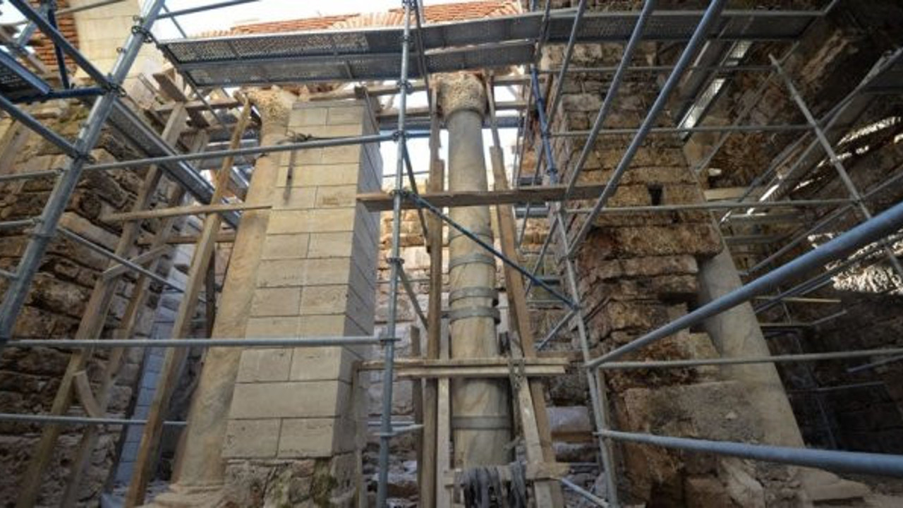 15 asırlık kilise-caminin restorasyonunda yapay zeka