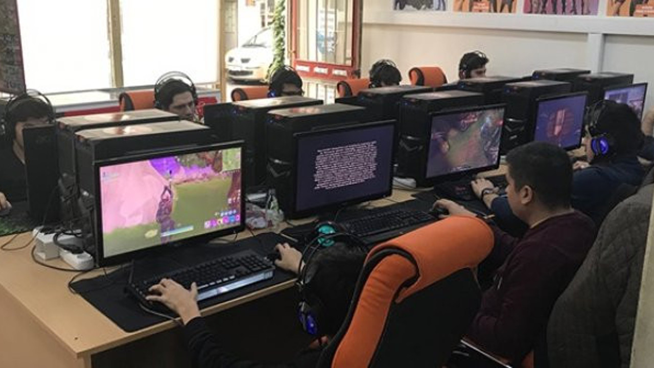 İnternet kafelerle okullar arasında 100 metre sınırı!