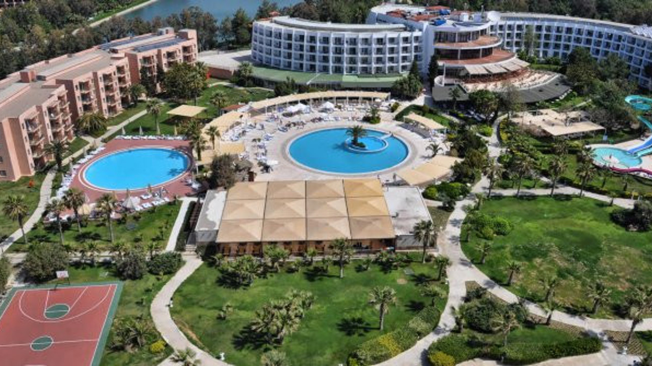 MEB, beş yıldızlı otelde Suriyeli çocukları konuşacak