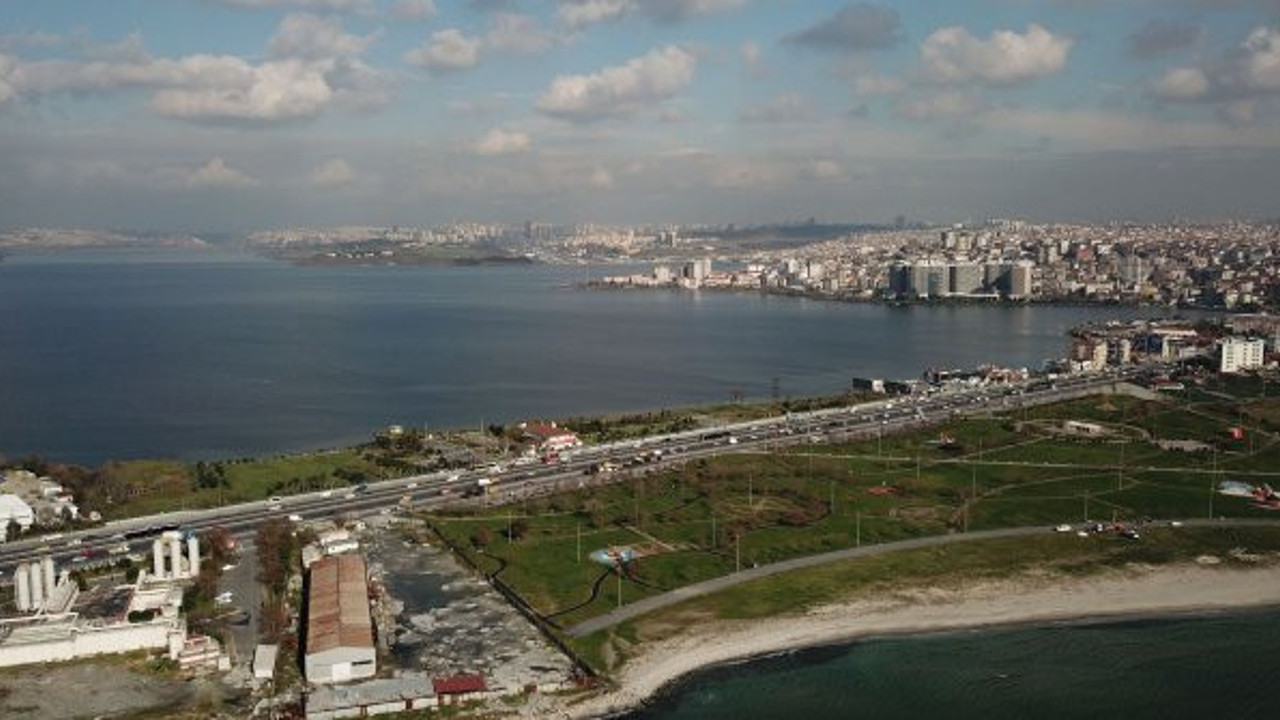 Çılgın projelerden kâr edemeyen iktidar, vatandaşı ortak edecek!