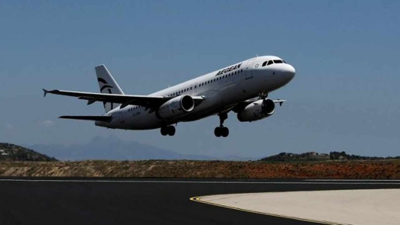 Suriye yolcu uçağına ateş açtı!