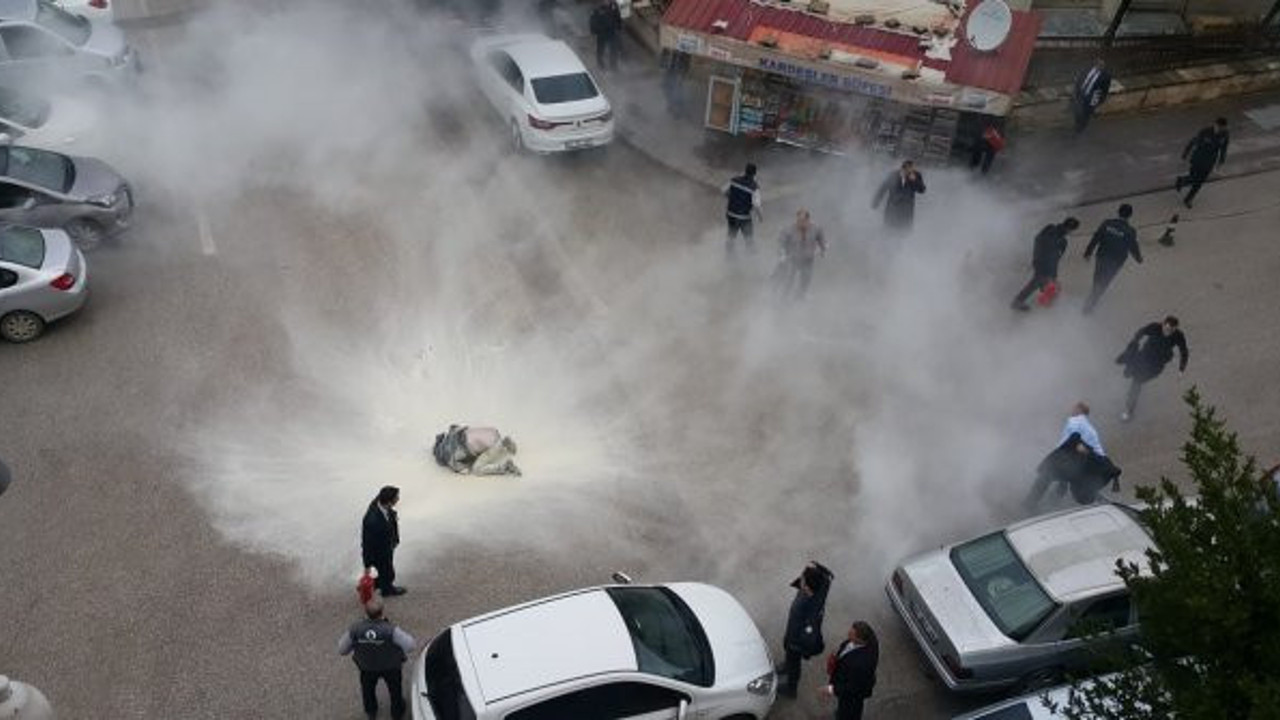 Hatay’da ‘çocuklarım aç’ diyerek kendini yakan adamın annesi konuştu