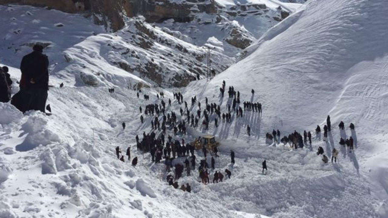 CHP Van'daki çığ felaketiyle ilgili rapor hazırladı