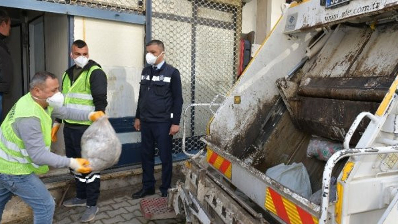 İzmir'de kaçak sakatat ve kelle ele geçirildi