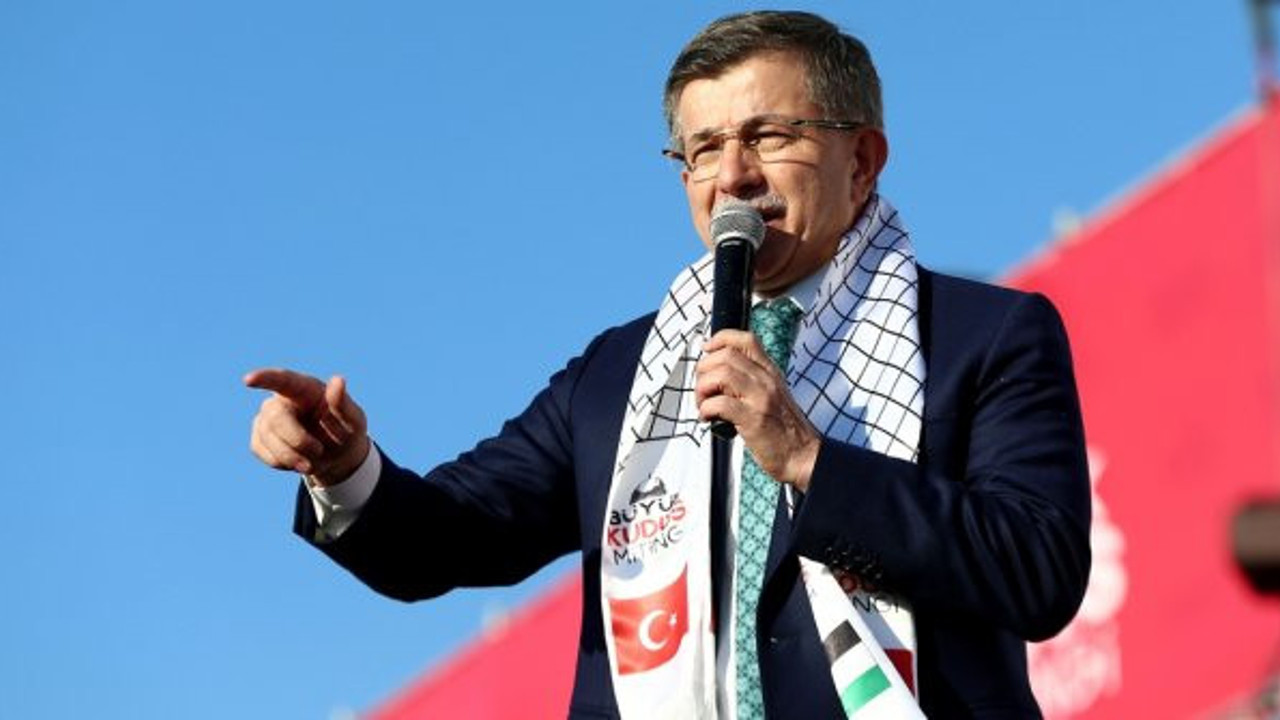 Ahmet Davutoğlu'ndan Erdoğan'a gönderme