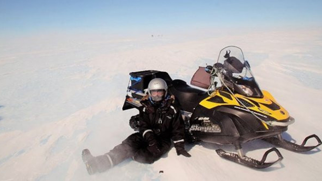Türk bilim insanı Antarktika'dan mikrometeoritlerle döndü!