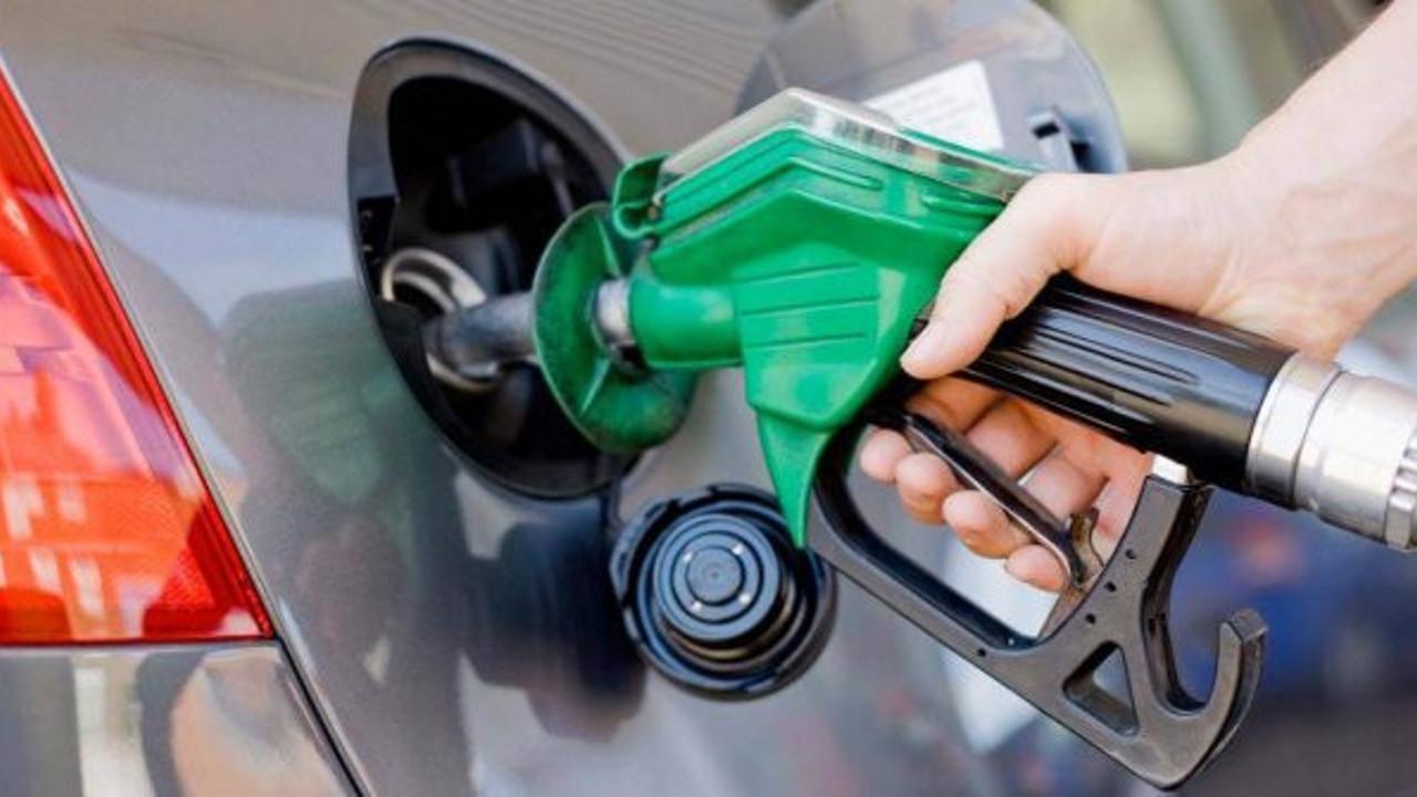 Motorinin fiyatı benzini geçti