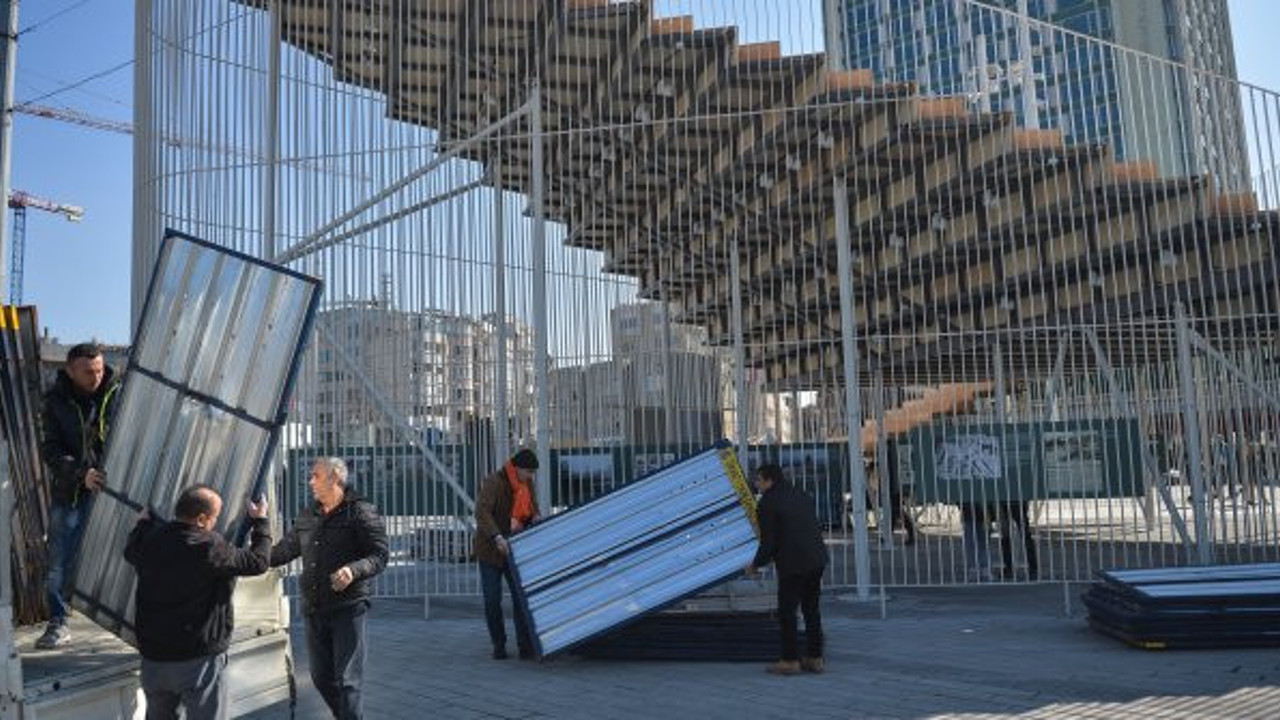 İBB, Taksim'de tartışmalara neden olan platformu kaldırıyor