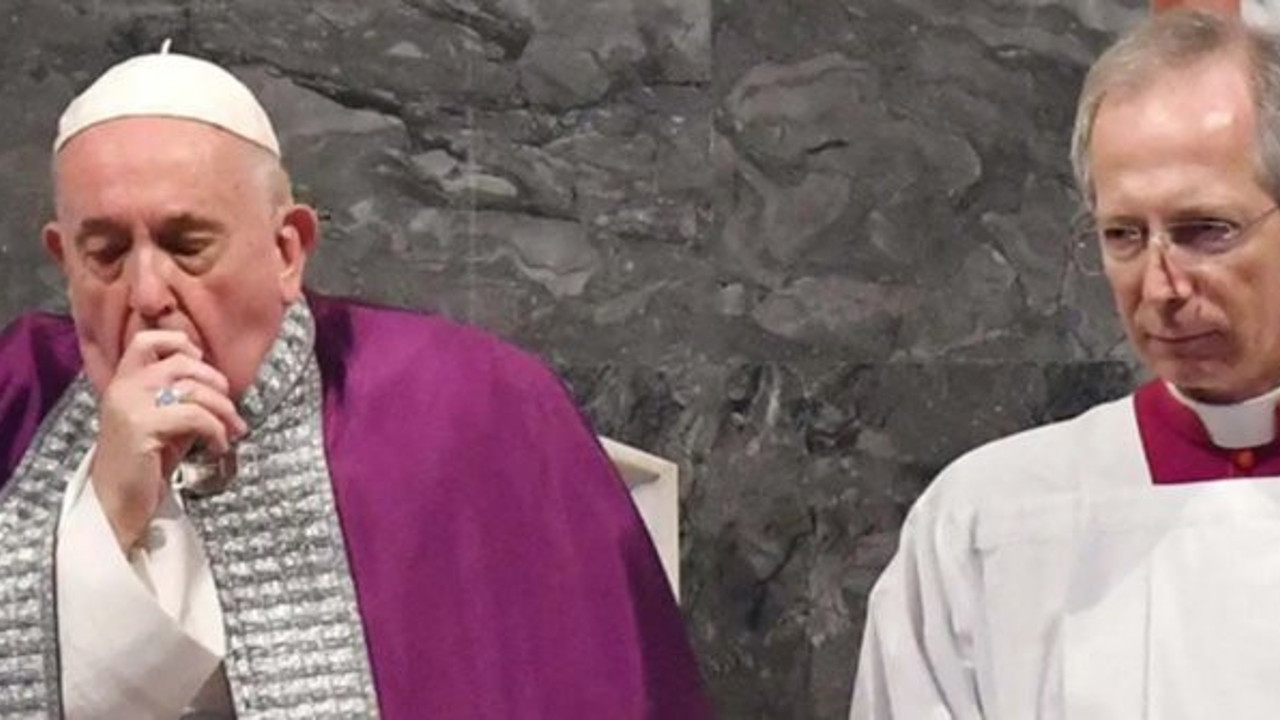 Papa'nın Corona virüs test sonucu çıktı