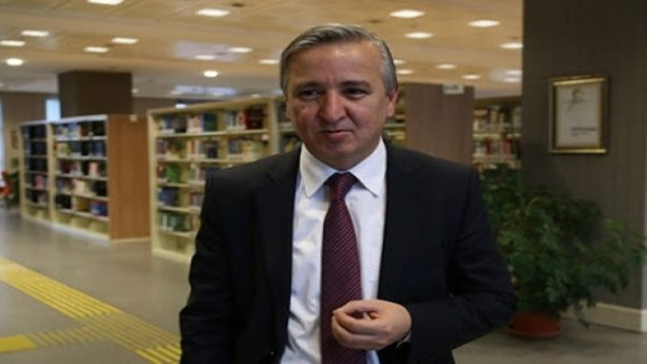 Erdoğan'ın eski danışmanı Aydın Ünal, pelikanı işaret etti