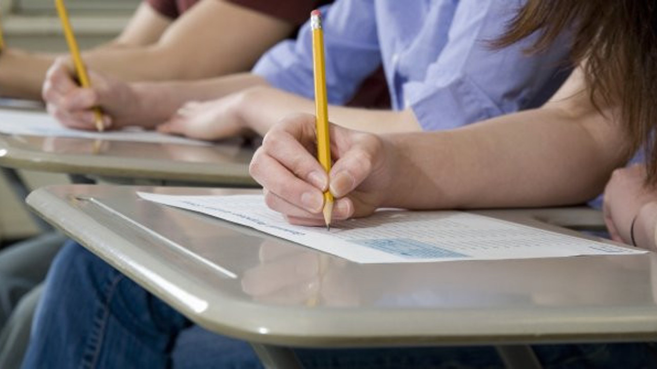 Türkiye'de okullar tatil mi? Corona virüs nedeniyle okullar tatil olacak mı?