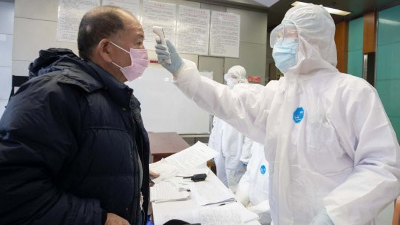 Koronavirüs’ten korunmanın yolları nelerdir? Patoloji profesörü koronavirüs’ün en sevmediği 3 şeyi açıkladı!