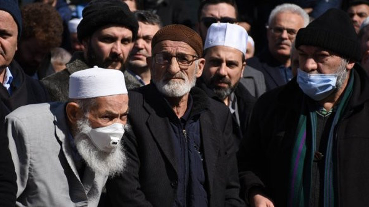 AKP'li Ahmet Hamdi Çamlı uyarıları dinlemedi