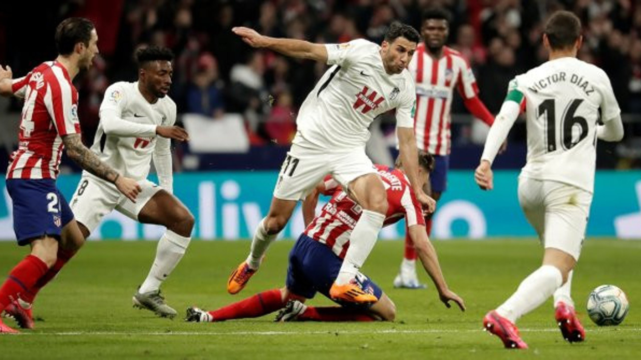 İspanya'da forma giyen İsmail Köybaşı'ndan korona virüs açıklaması