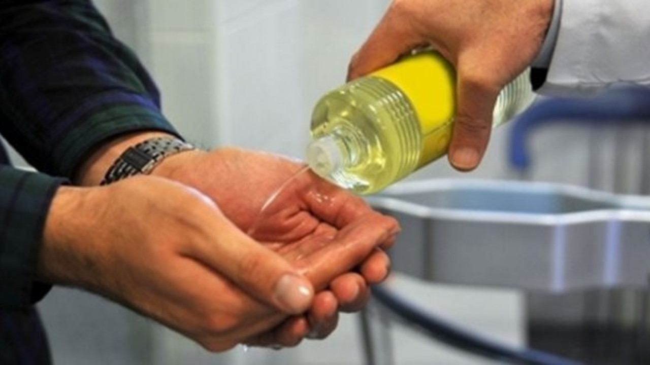 'Eskiden domates biber diye bağıranlar şimdi kolonya 20 lira diye bağırıyor'