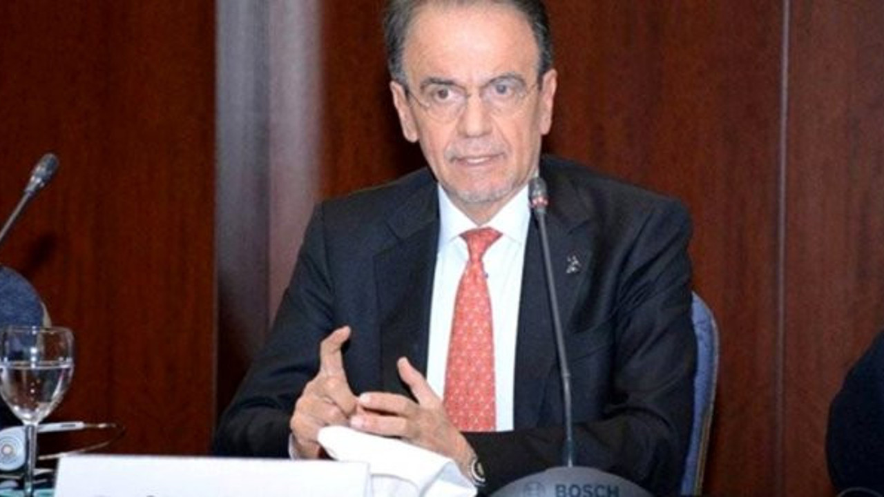 Profesör Mehmet Ceyhan’dan cuma namazı uyarısı: 'Dualar içinizden, tekbir getirirken ise buna dikkat'