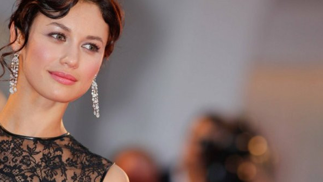 Olga Kurylenko, korona virüsü yenmeyi başardı