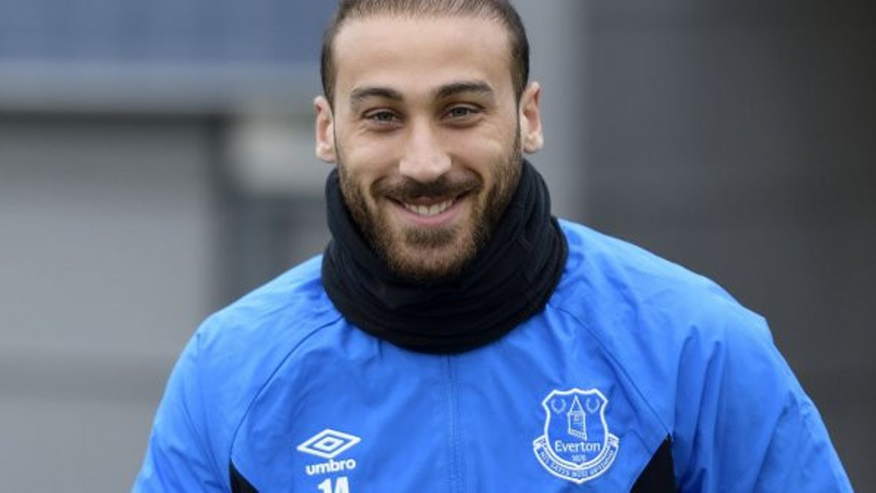 Cenk Tosun'dan olay cevap