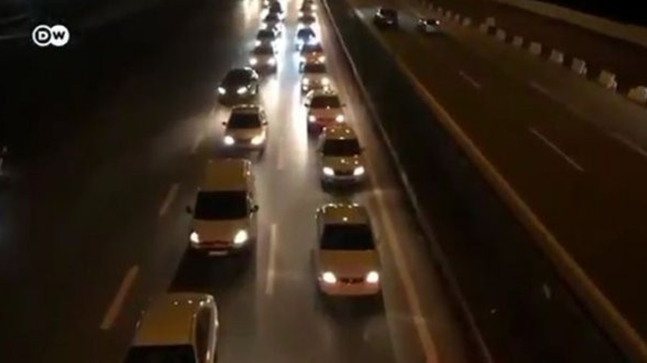 Giriş ve çıkışlara barikat kondu: Artık yasak