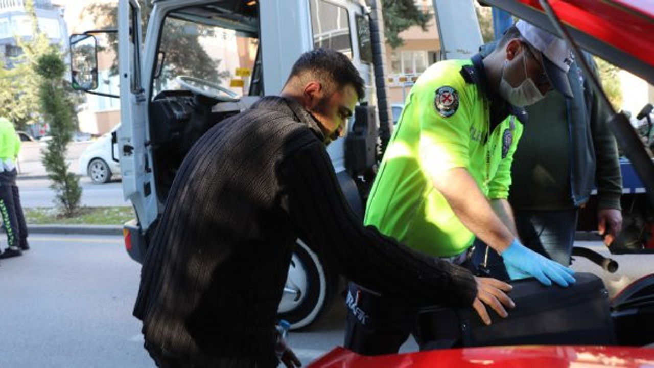 Denizli'de sahte plaka ile yasağı delen şahsa 7 bin 500 TL ceza