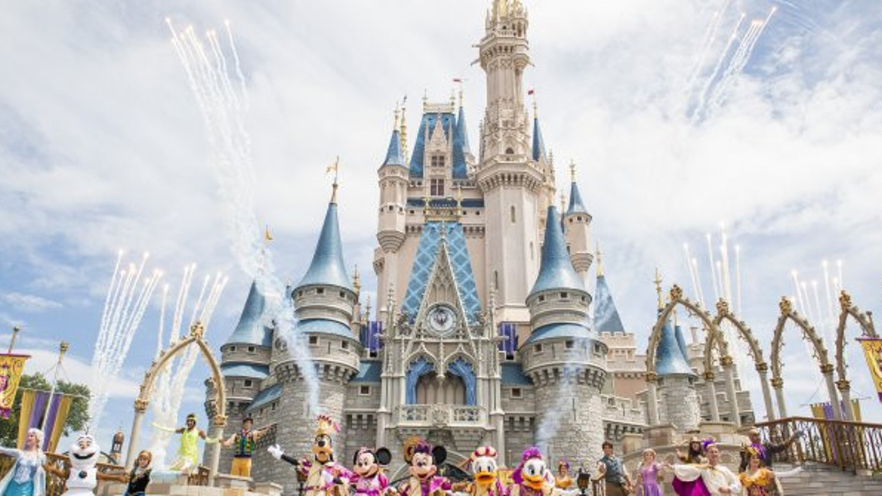 Dev marka 43 bin çalışanını çıkarıyor